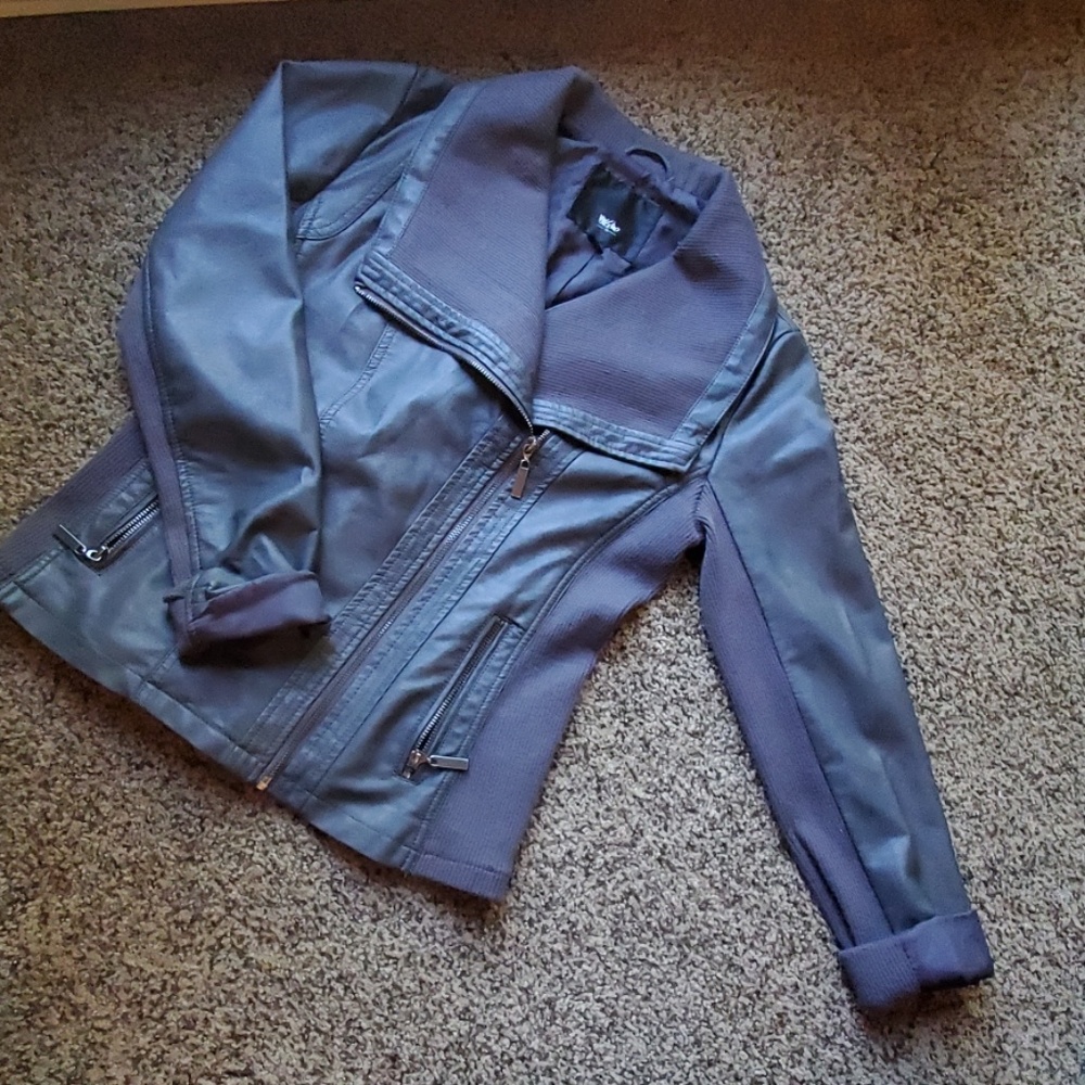 Grey jacket - Picture 2 of 4